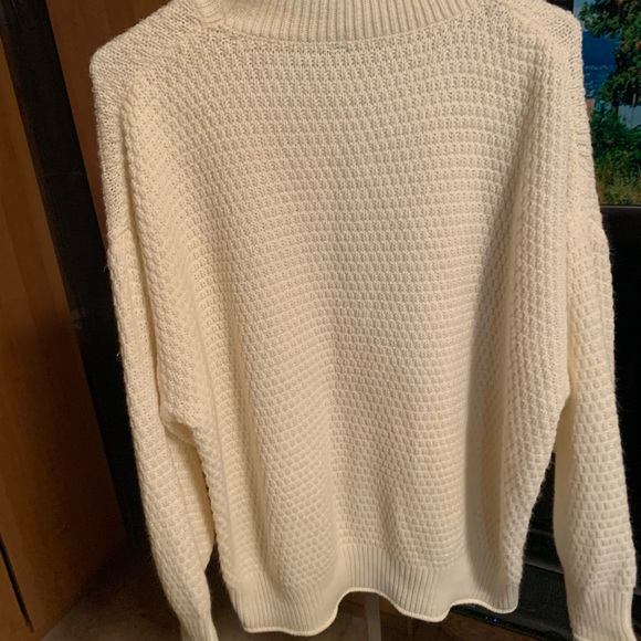 Cozy Cream Turtleneck Sweater - Picture 3 of 3